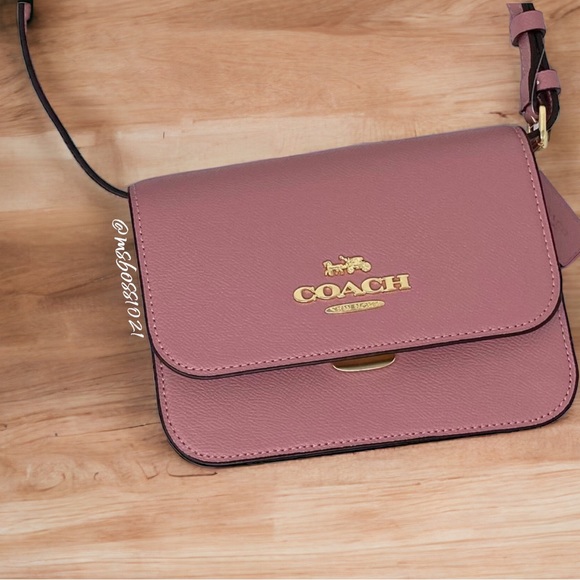 Coach Mini Brynn Leather Crossbody in True Pink BRAND NEW W/TAGS - Picture 3 of 11